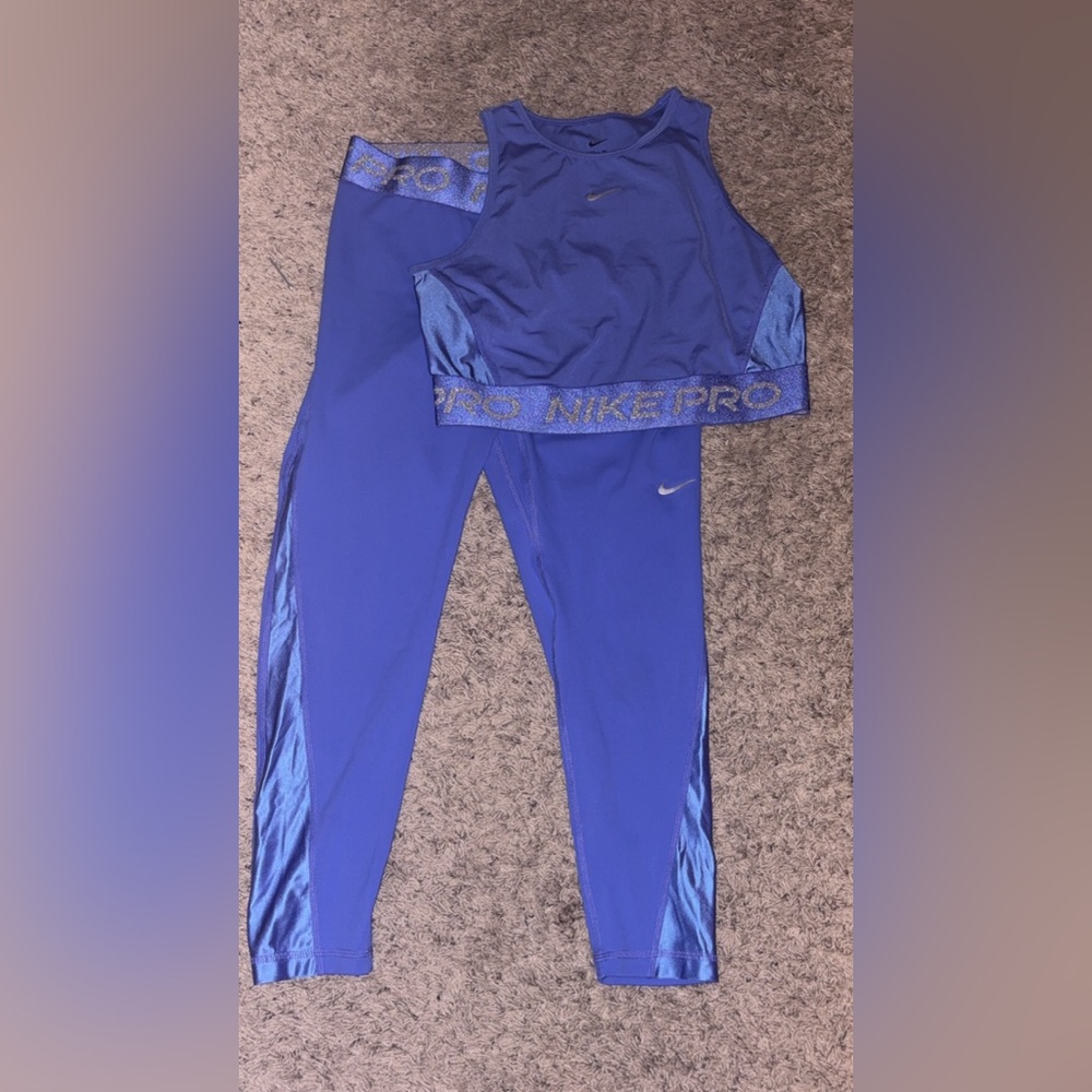 Nike Pro Royal Blue Activewear Set